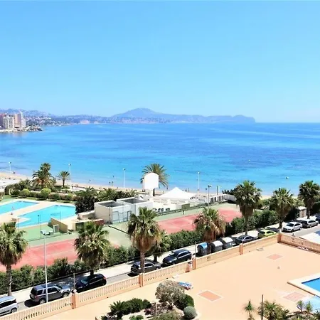 1 Bedroom Apartment With Sea View *