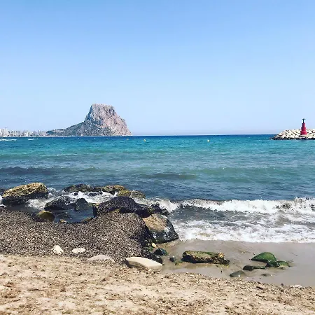 1 Bedroom Apartment With Sea View *